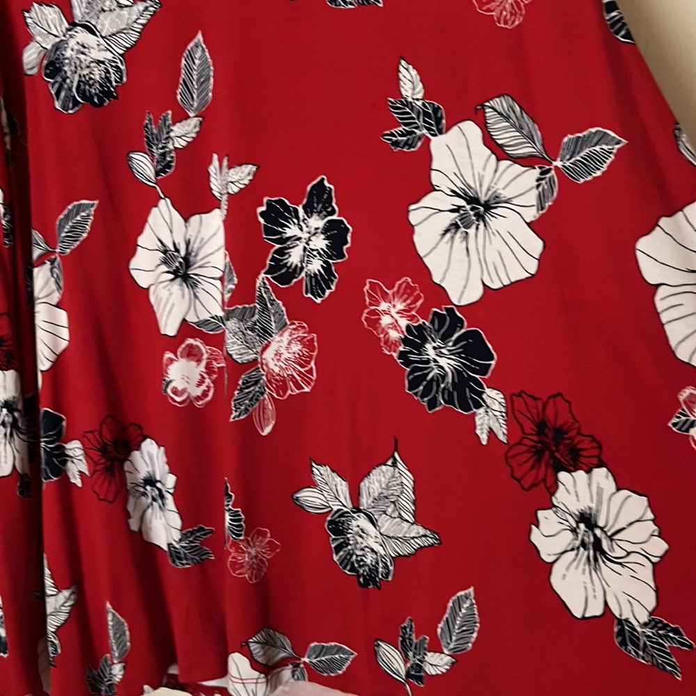 WESTPORT FLORAL TOP - Picture 4 of 7
